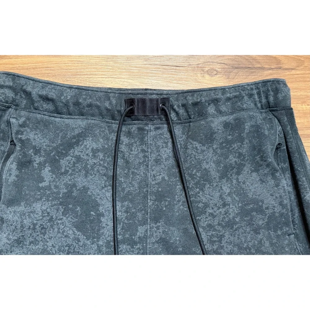 Nike Jordan Dri-FIT Sport Air Fleece Black Camo Jogger Pants (FN5844-010) Sz XL